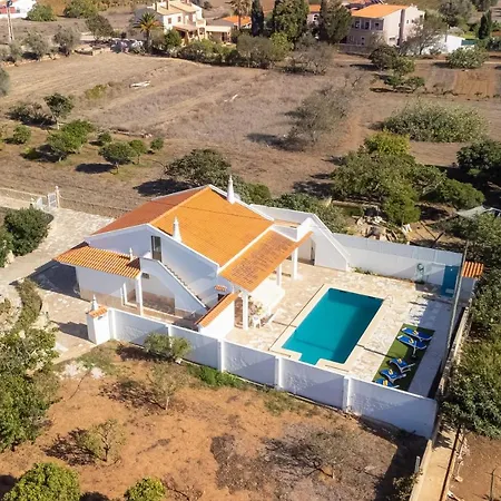 Casa Teresinha - V028 Villa Montinhos da Luz