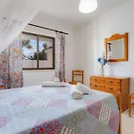 Casa Teresinha - V028 *