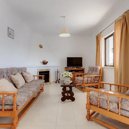 Casa Teresinha - V028 Villa Montinhos da Luz